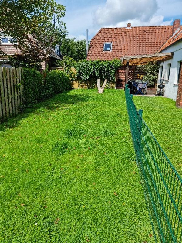 Kleiner Hookie In Hooksiel Mit Hund Villa Schillig Exterior photo